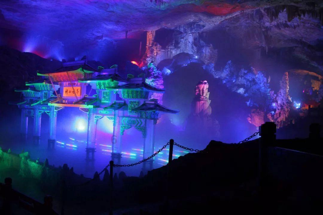 逃离遗弃的建筑5